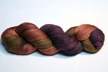 Load image into Gallery viewer, Labyrinth Fingering