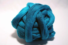 Load image into Gallery viewer, Essential Merino